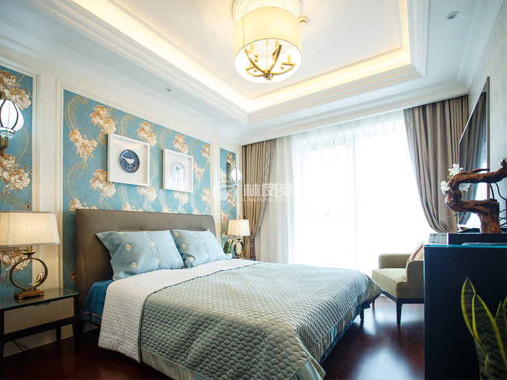 美式風(fēng)格臥室背景墻設(shè)計裝修效果圖